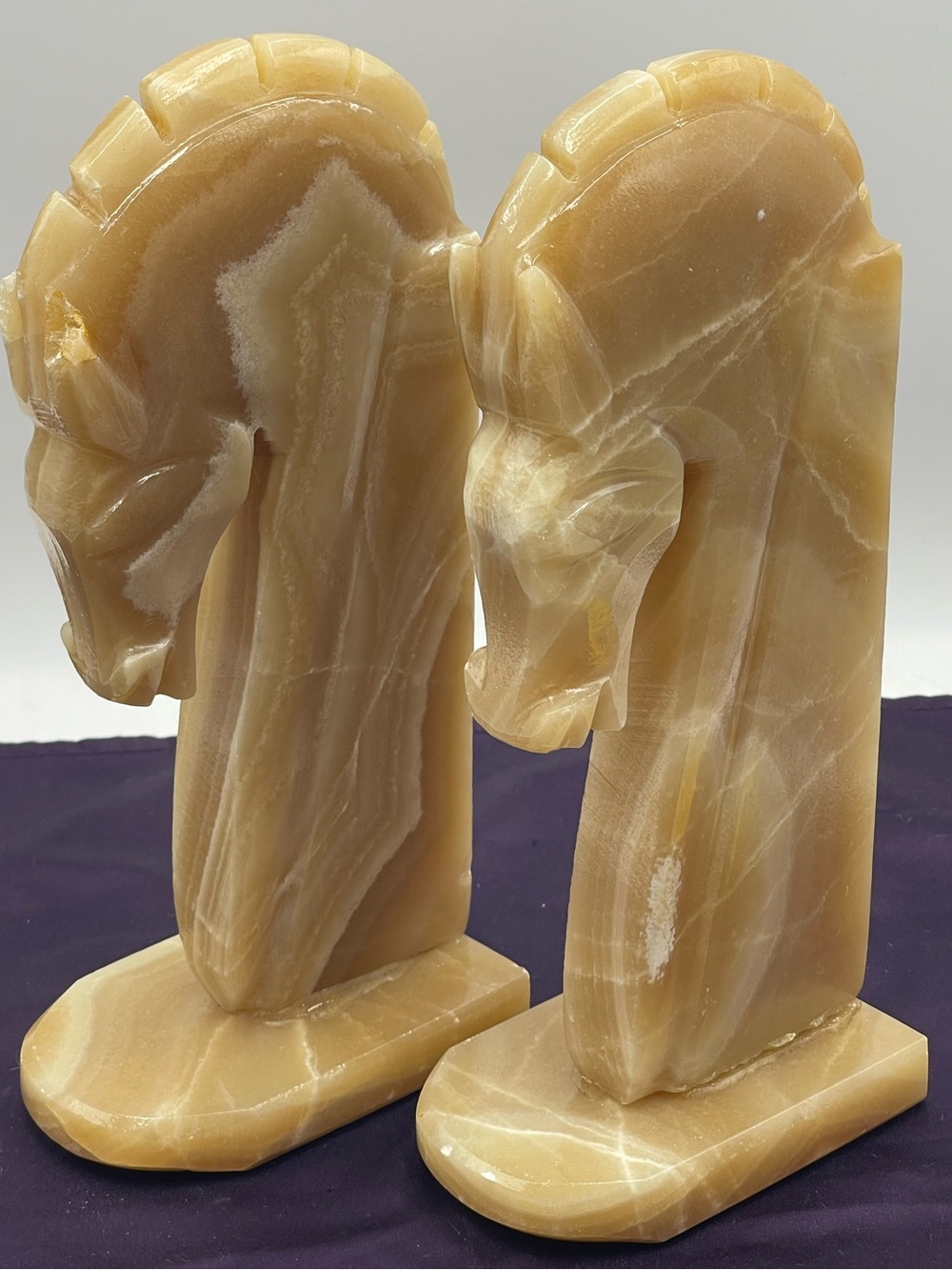 VTG Mid Century Mexican Onyx / Marble Hand Carved Equestrian Horse Head Bookends